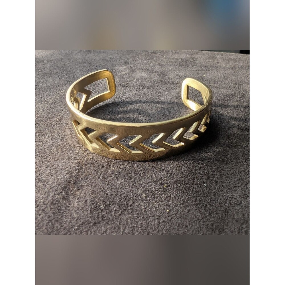 Rustic Cuff Elegant Gold Tone Cutout Chevron Cuff Bracelet